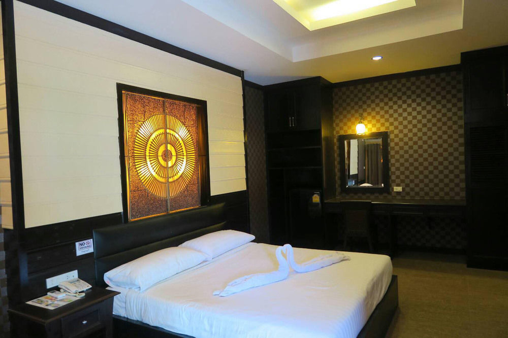 Oyo 245 Sweet Sense Jomtien Resort Pattaya Luaran gambar